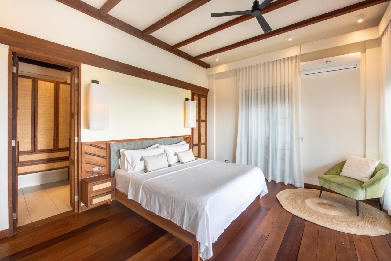 L'Osteria Luxe Beachfront B&B Генерал-Луна Экстерьер фото